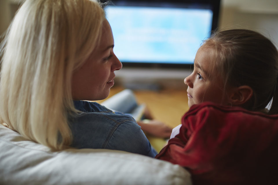 Kako s djecom analizirati medijske sadržaje