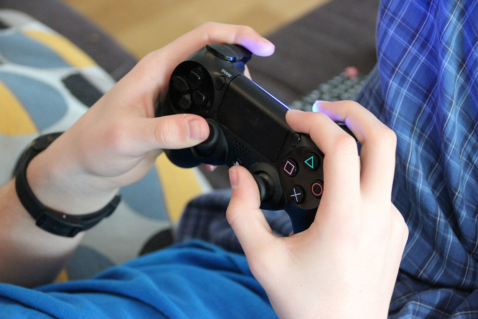 7 prednosti igranja videoigara i 4 nedostatka