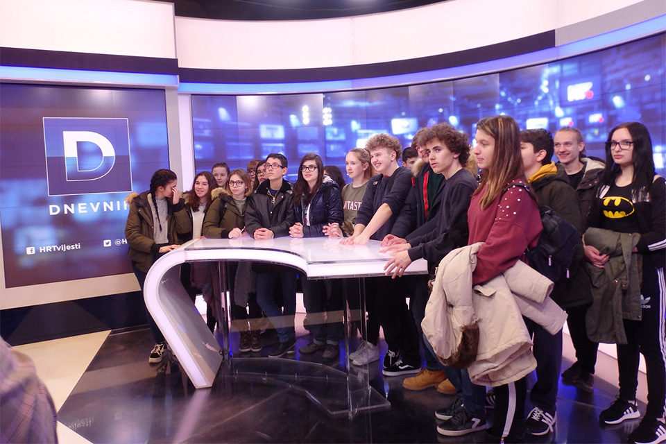 Učenici iz Hrvatske, Italije, Poljske i Španjolske zajedno uče o medijima