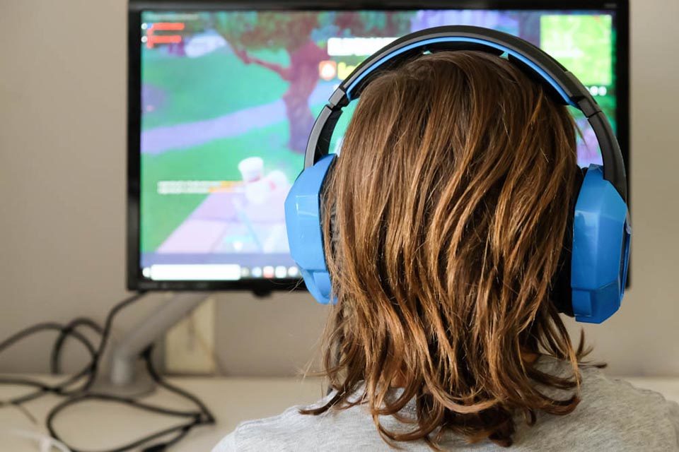 Rizici online igara: savjeti za roditelje