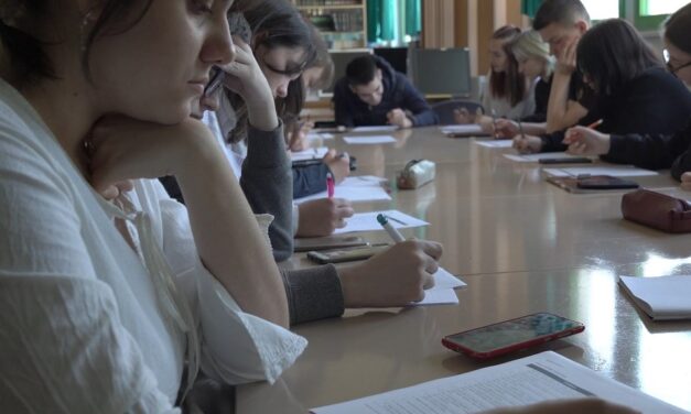 Video: Sat medijske pismenosti u srednjoj školi