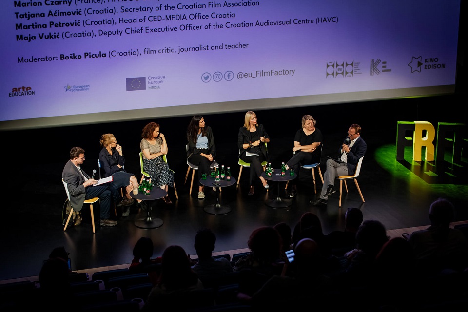 Panel o filmskoj pismenosti u sklopu festivala srednjoškolskog filma u Karlovcu