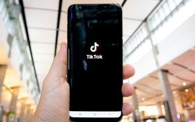 Europska komisija: Adiktivnim dizajnom TikTok krši Akt o digitalnim uslugama